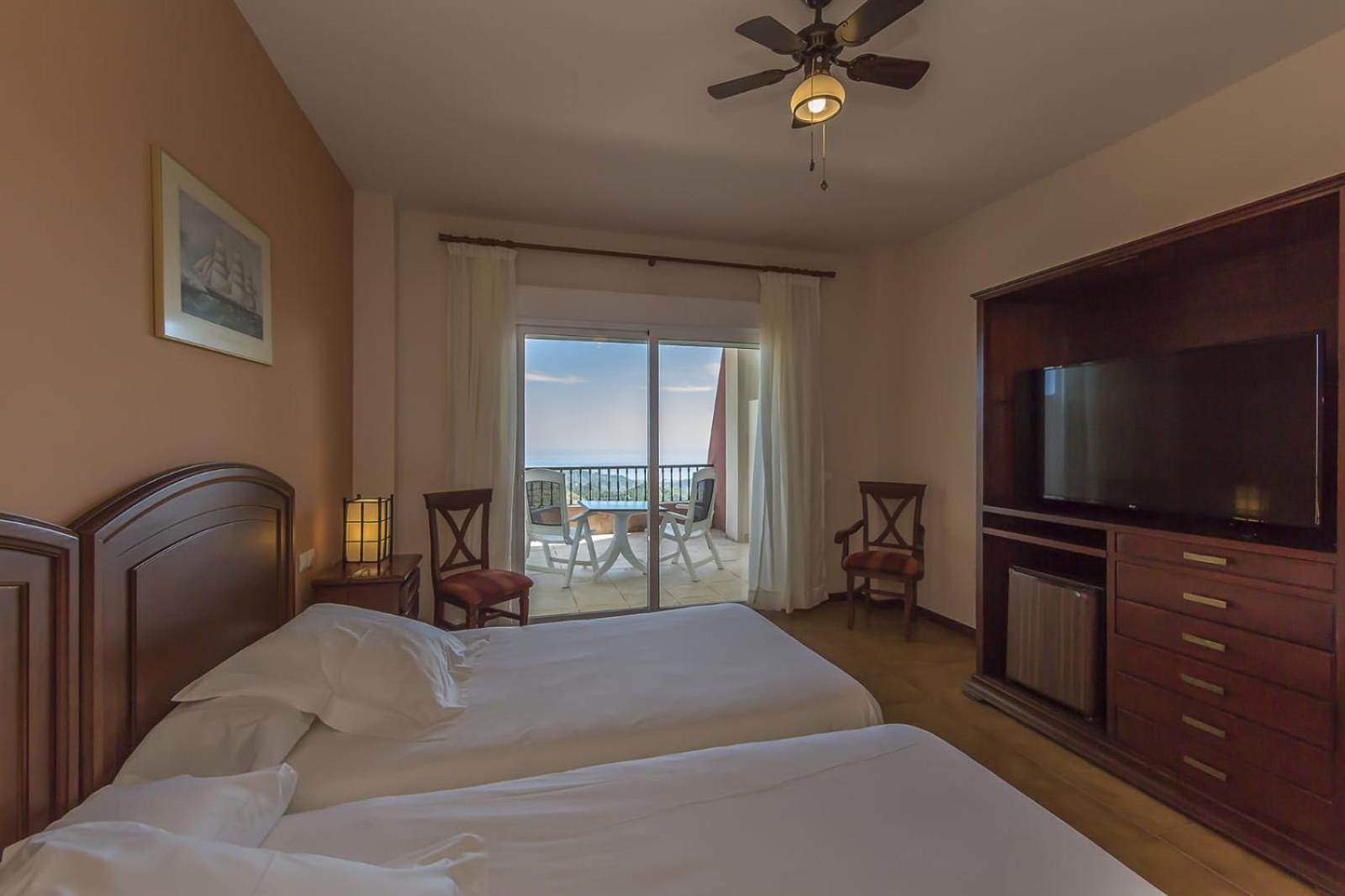 Hotel Wellness Marbella Hills Ojen Bagian luar foto